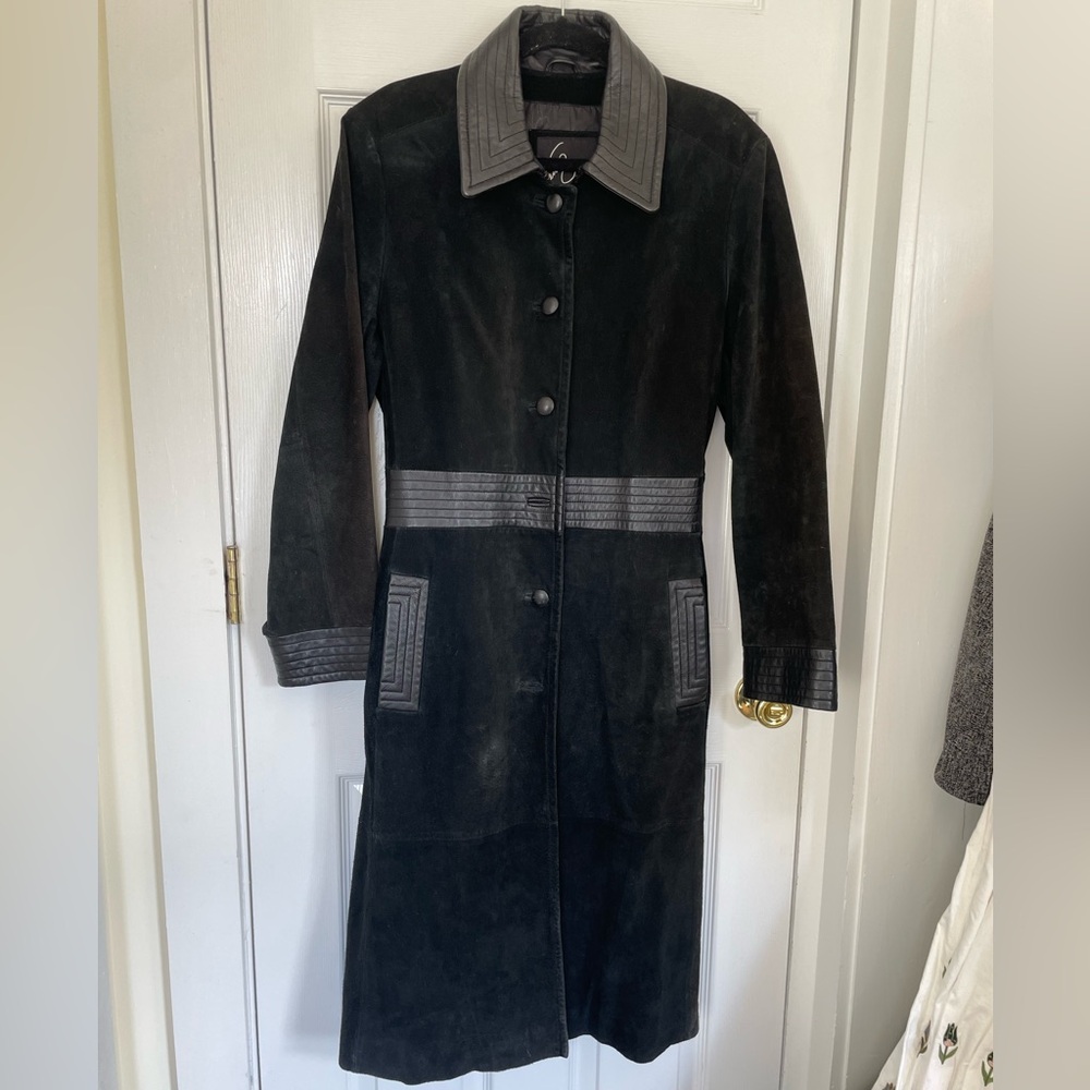 WILSONS suede and leather (genuine) VENUS by WILLIAMS trench coat in black